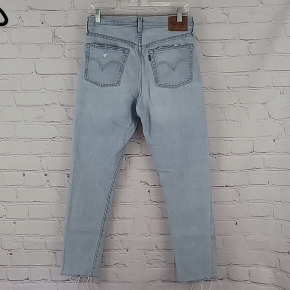 Levi’s 501 Button Fly Raw Hem Distressed White Oak Cone Denim Jeans. Size 28 - Picture 6 of 13